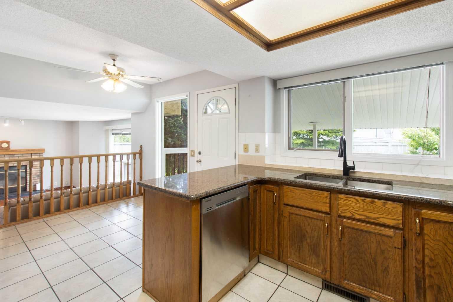 32 Del Rio Place NE