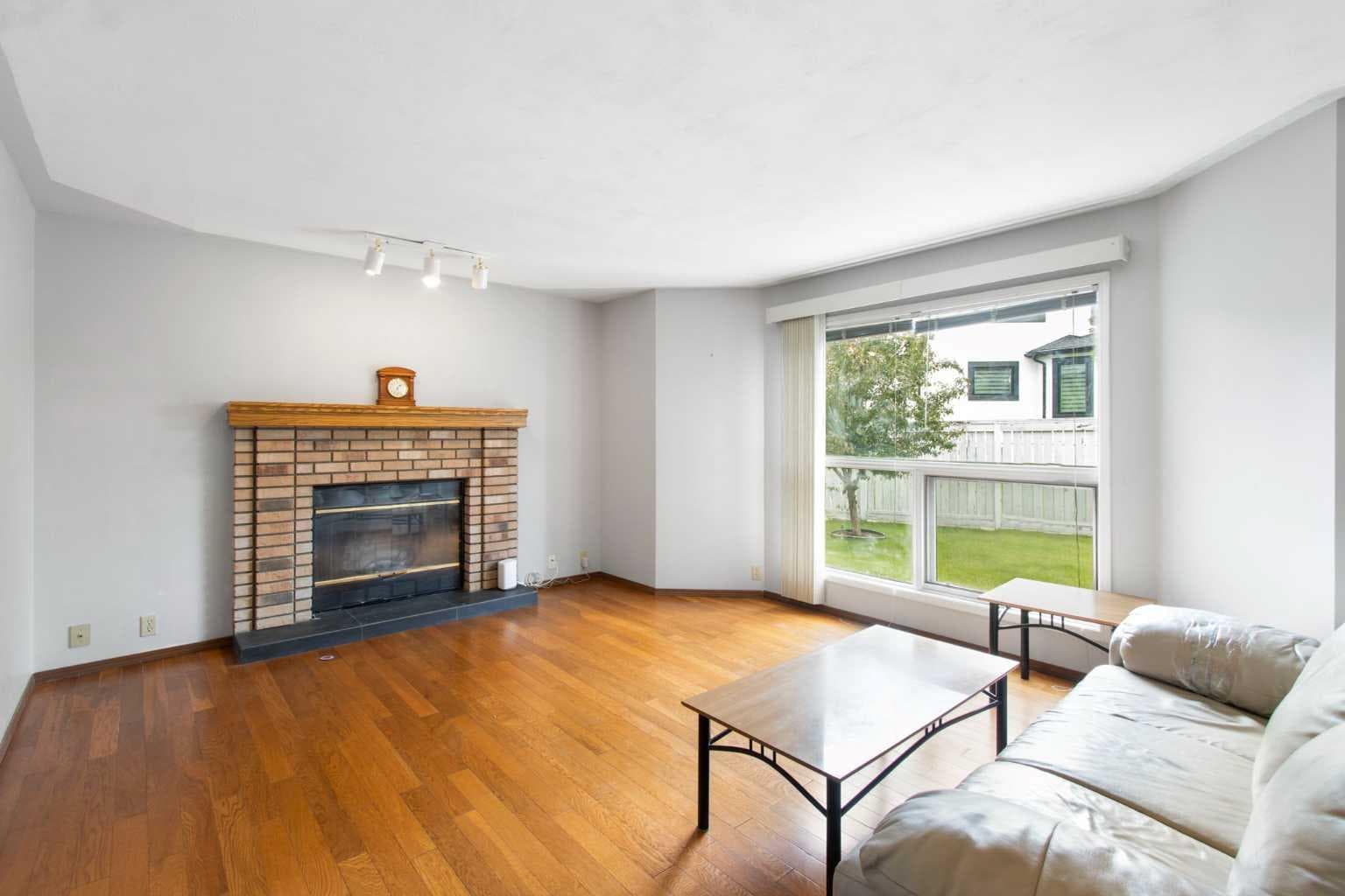 32 Del Rio Place NE