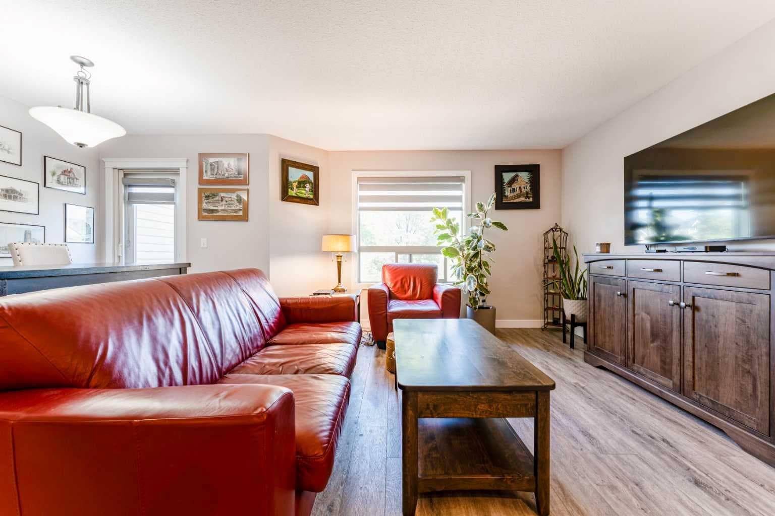 222 Bayside Point SW