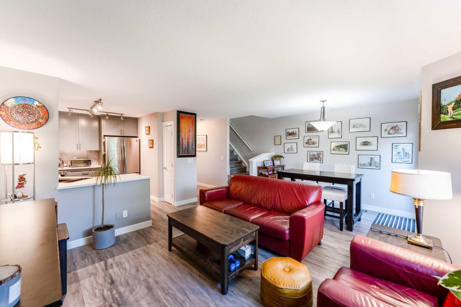 222 Bayside Point SW
