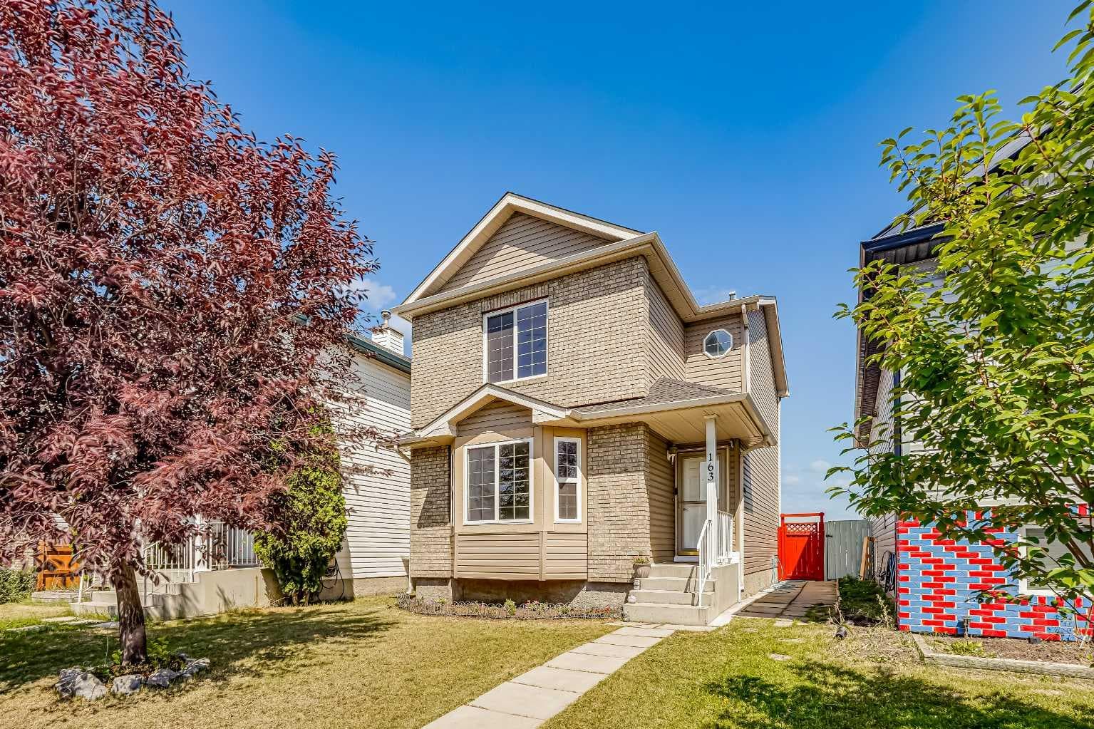 163 Saddlemont Crescent NE