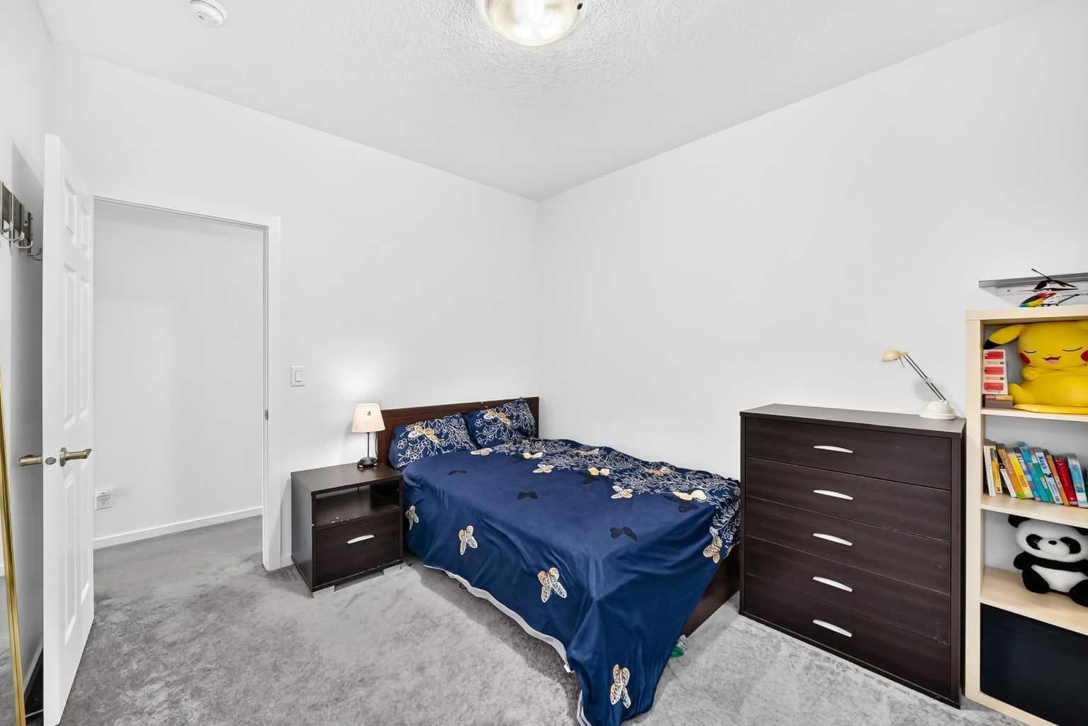 188 Carrington Crescent NW