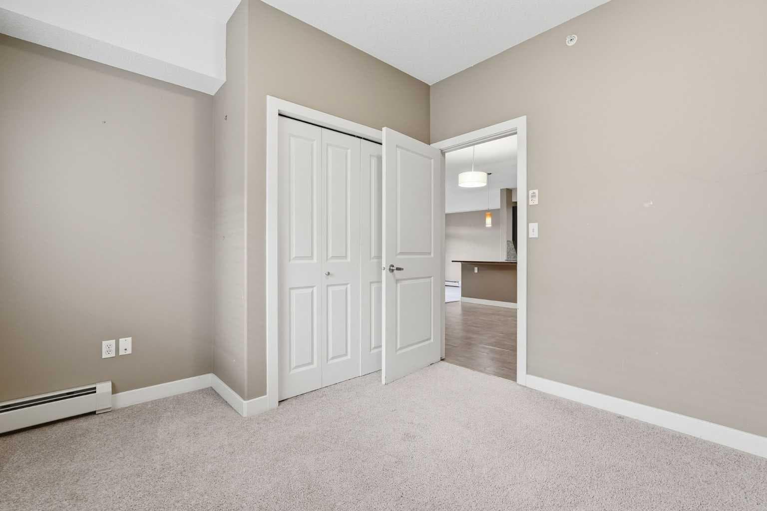 441, 11 Millrise Drive SW