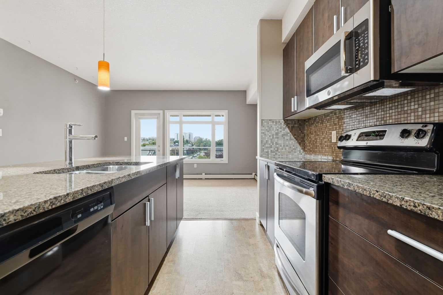 441, 11 Millrise Drive SW