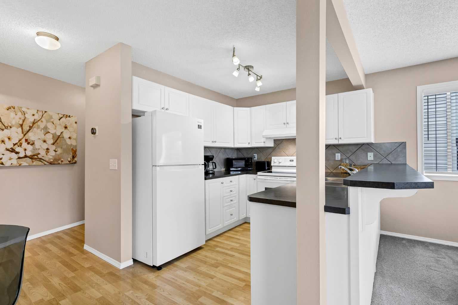 17 Country Village Circle NE