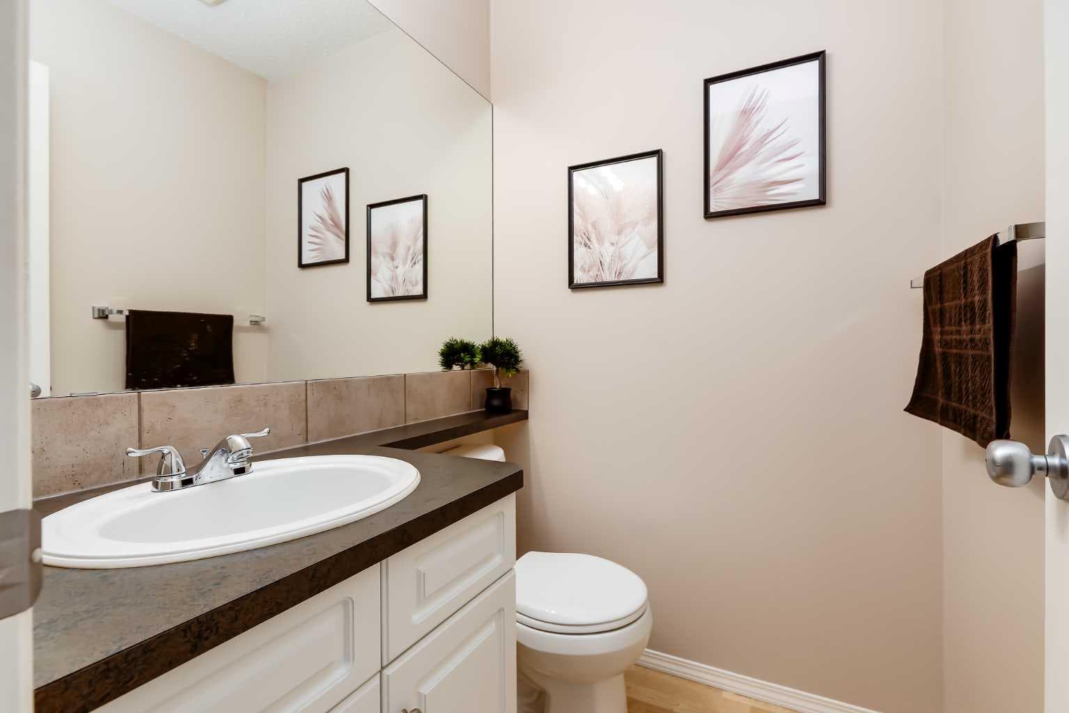17 Country Village Circle NE