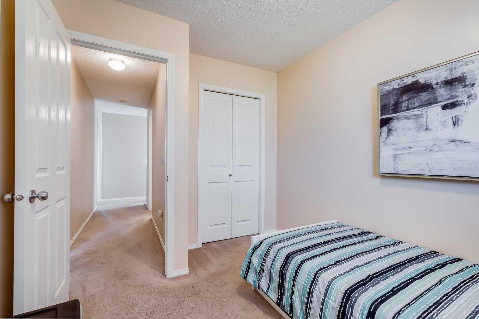 17 Country Village Circle NE