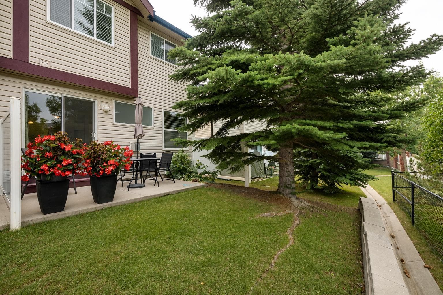 17 Country Village Circle NE