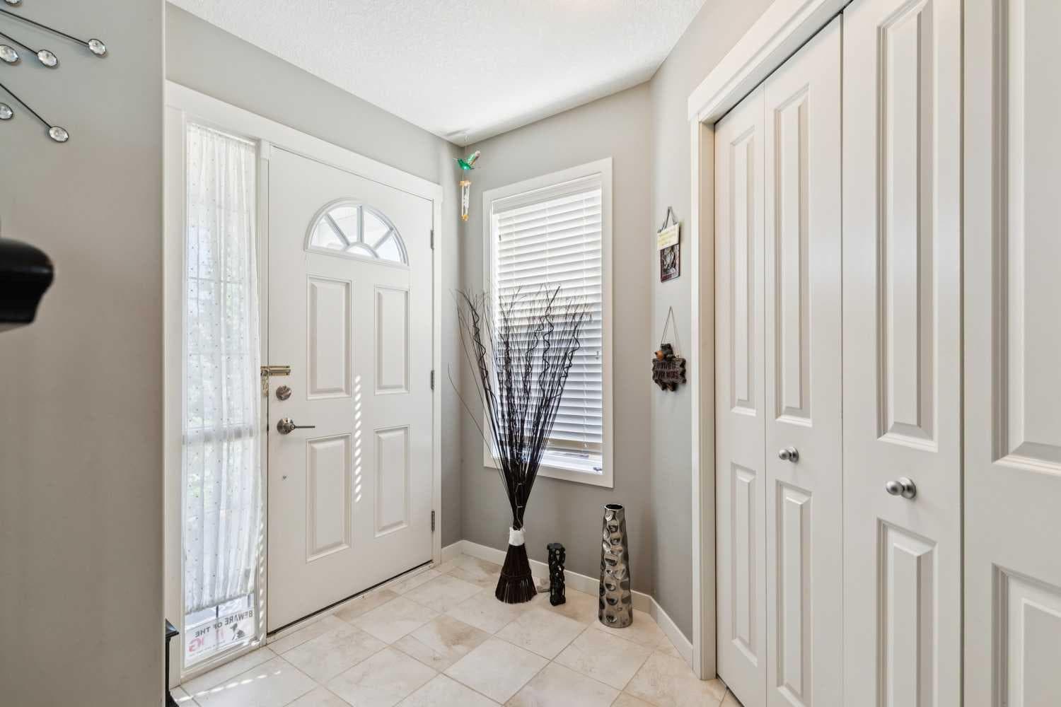 768 New Brighton Drive SE