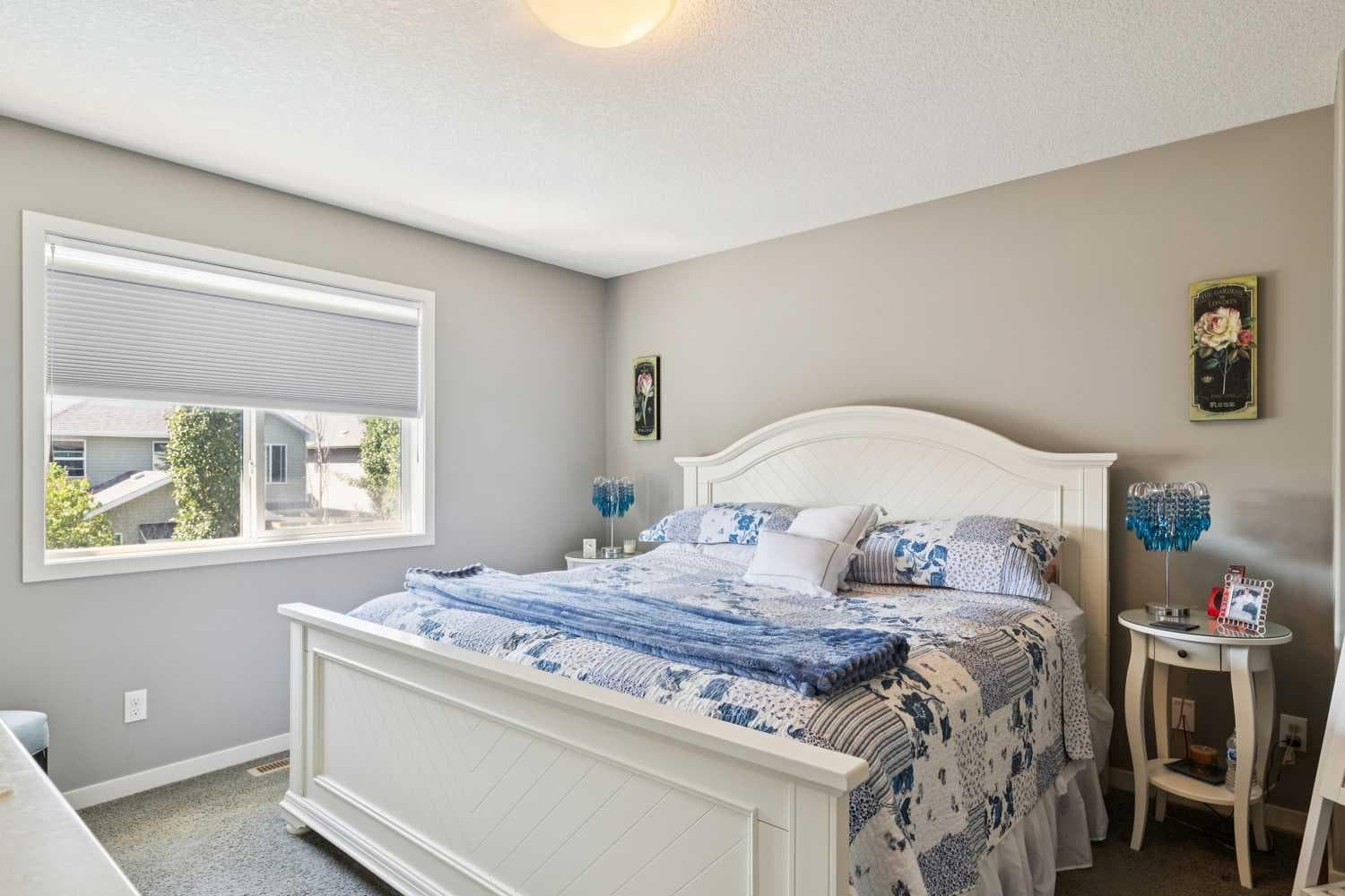 768 New Brighton Drive SE