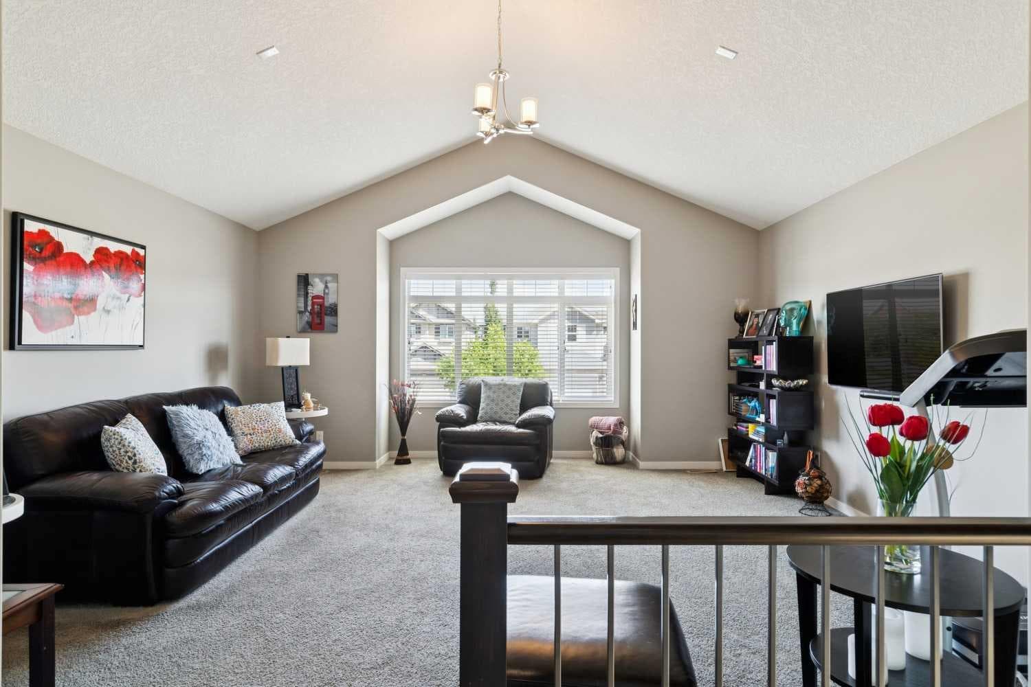 768 New Brighton Drive SE