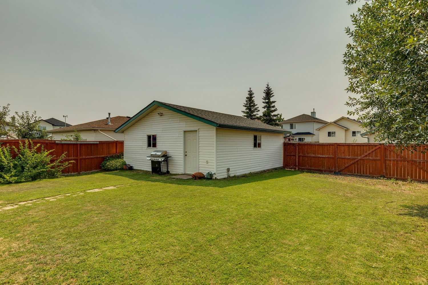 25 Coville Gardens NE