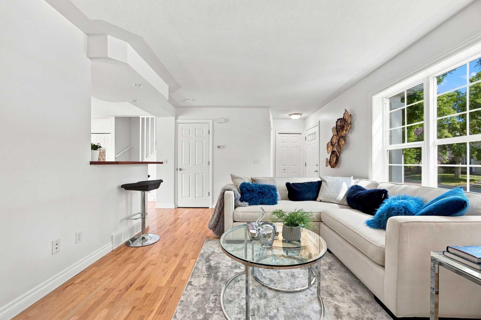 172 Somme Manor SW