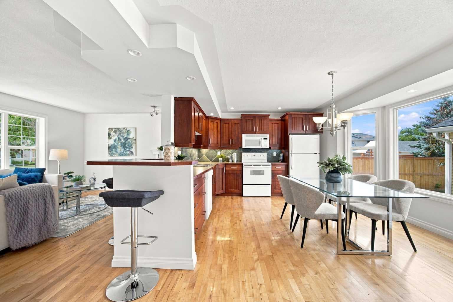 172 Somme Manor SW
