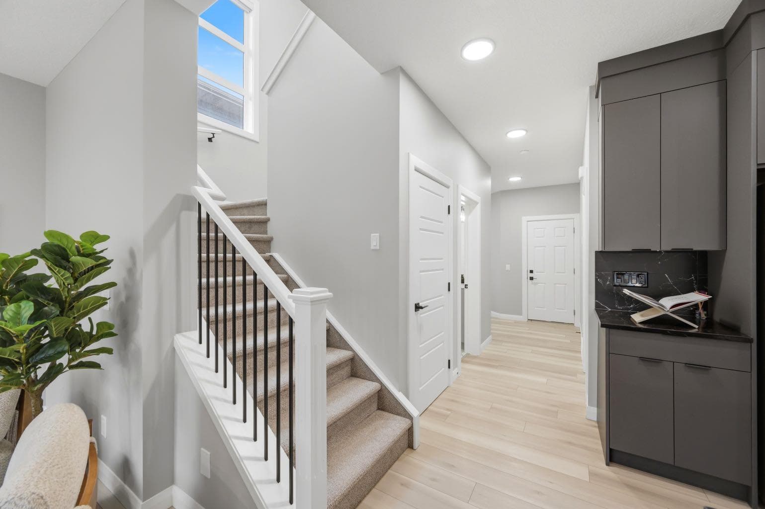 432 Dawson Circle 