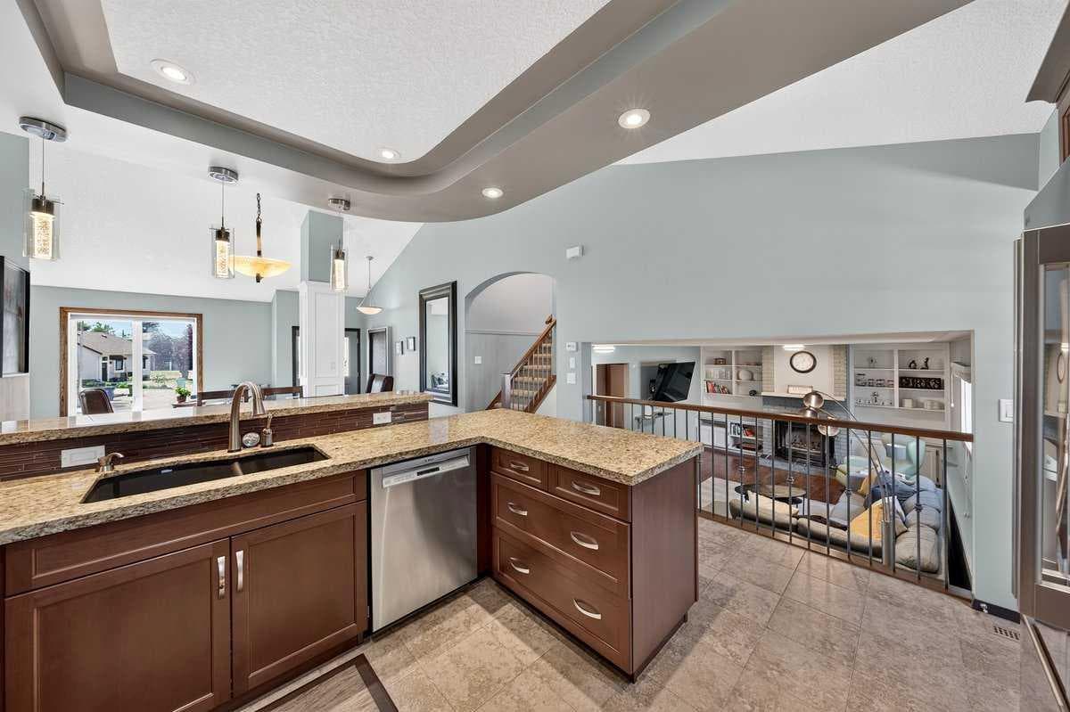 31 Scenic Cove Place NW