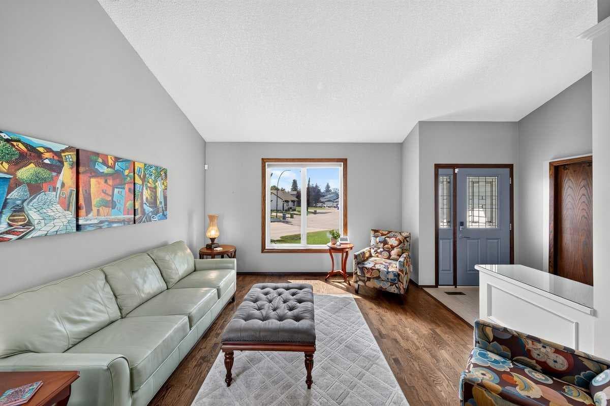 31 Scenic Cove Place NW