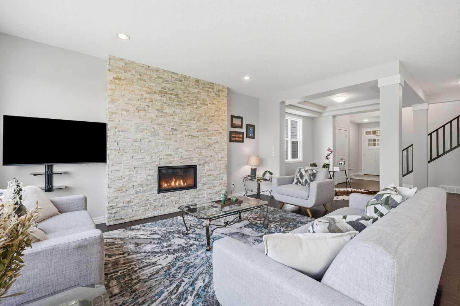 190 Riviera View 