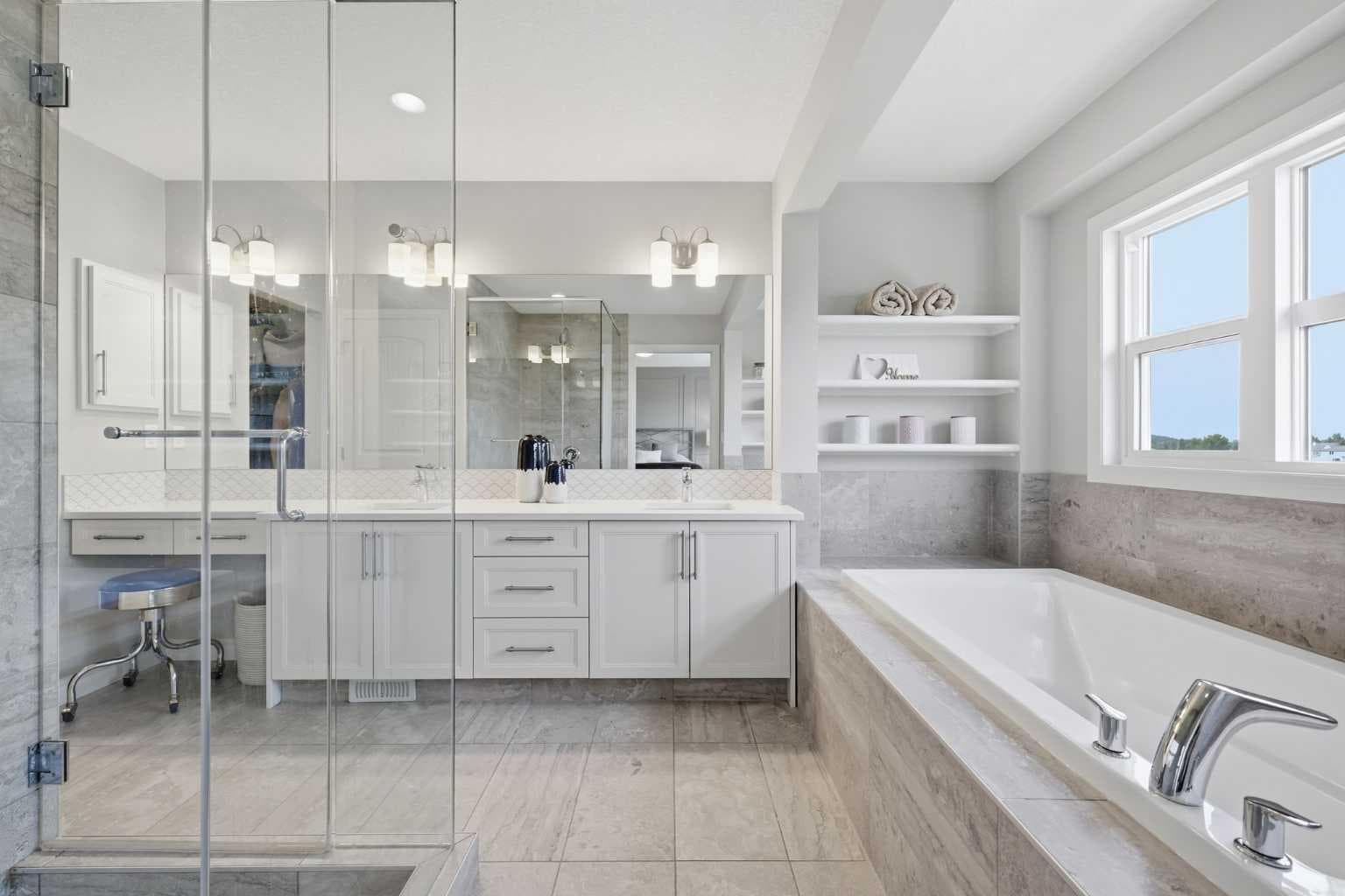 190 Riviera View 