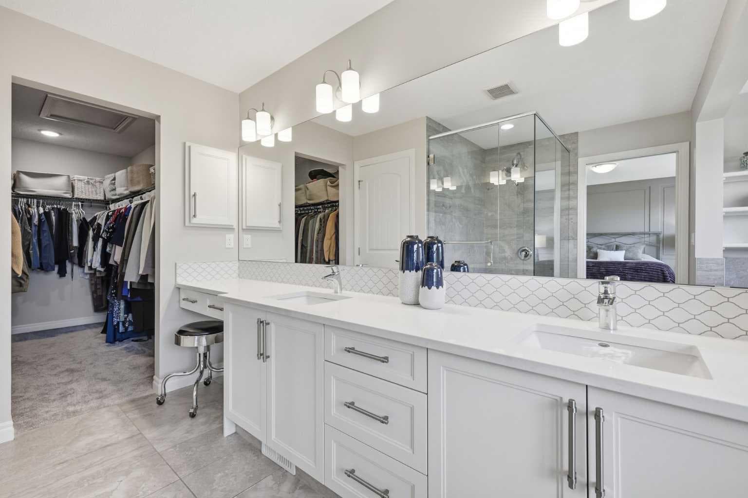 190 Riviera View 
