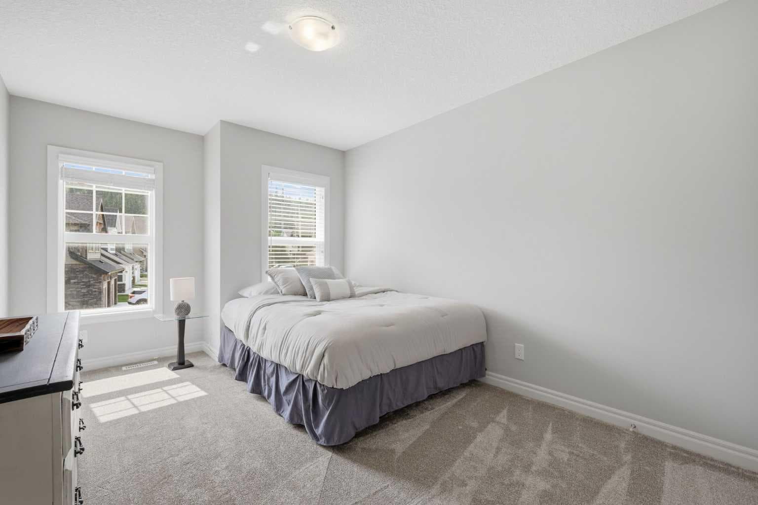 190 Riviera View 