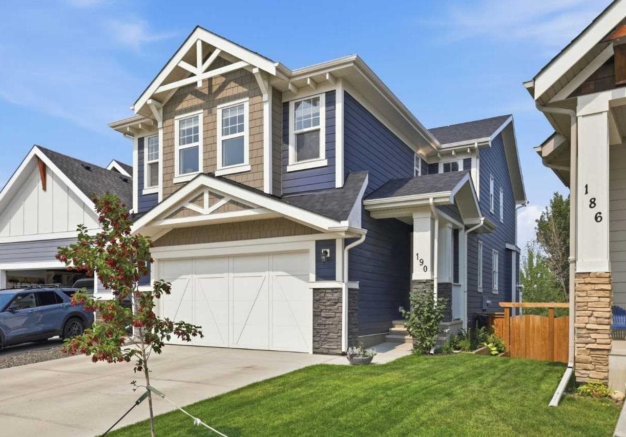 190 Riviera View 