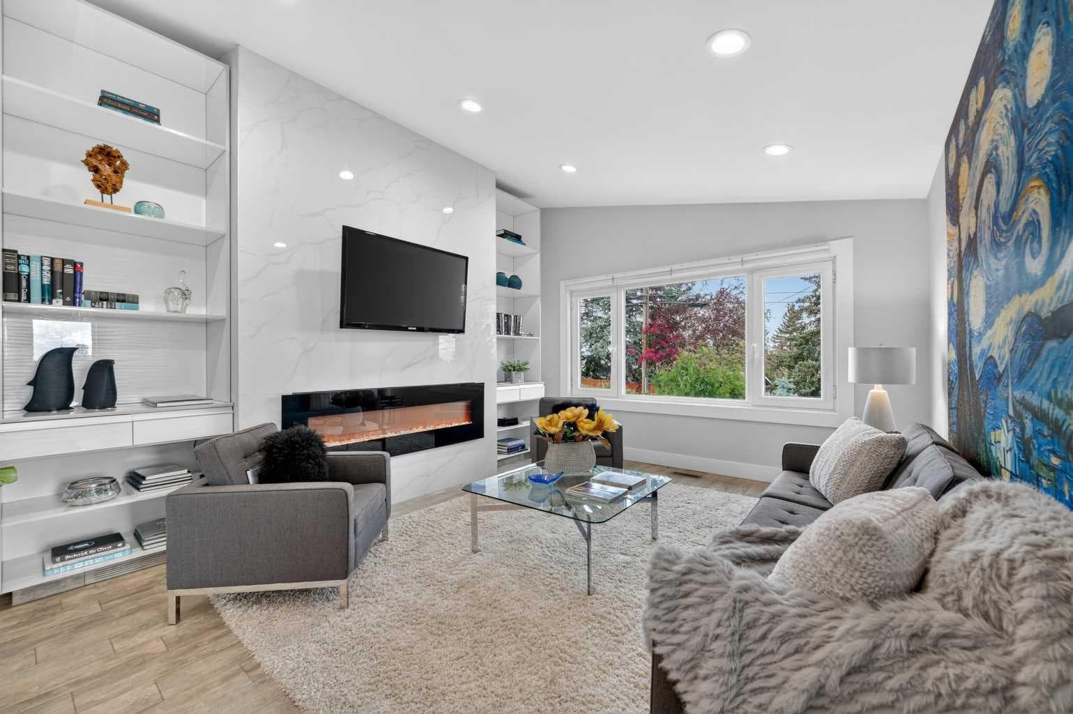 11 Selkirk Drive SW