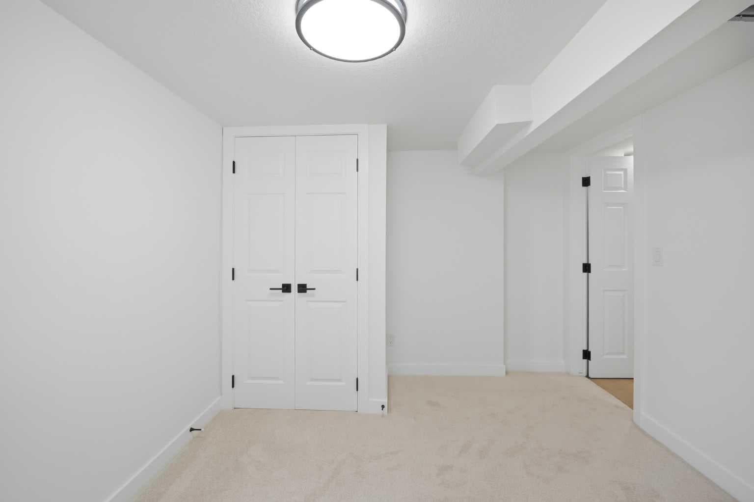 300 Edgehill Drive NW