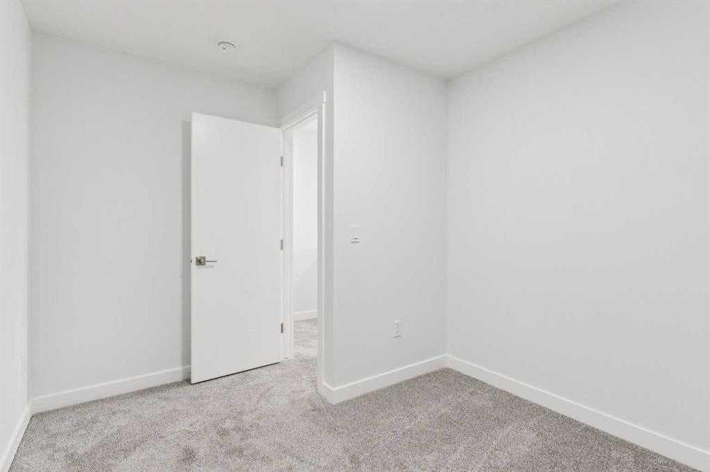 203, 95 Saddlecrest Circle NE