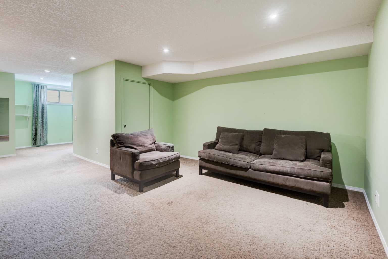 34 Eversyde Common SW