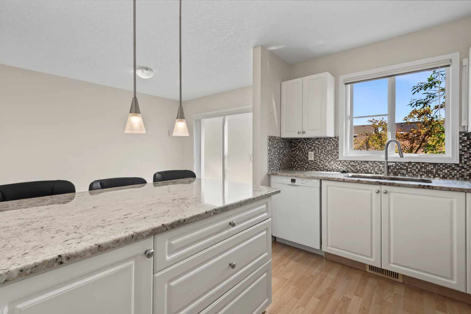 34 Eversyde Common SW