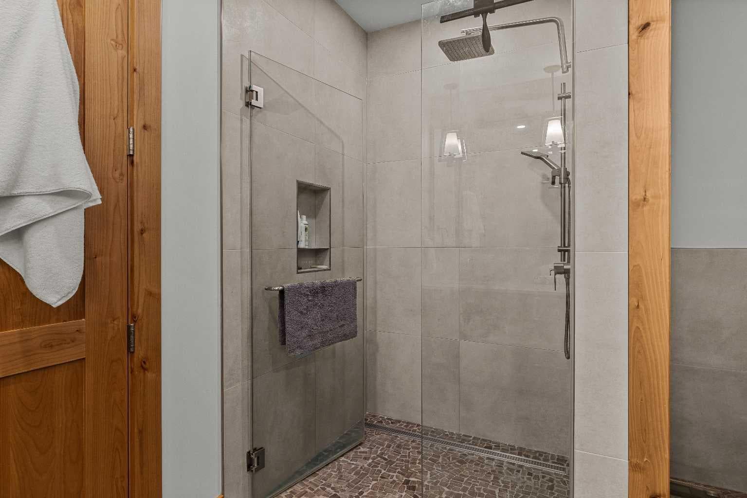 533 3rd Street 