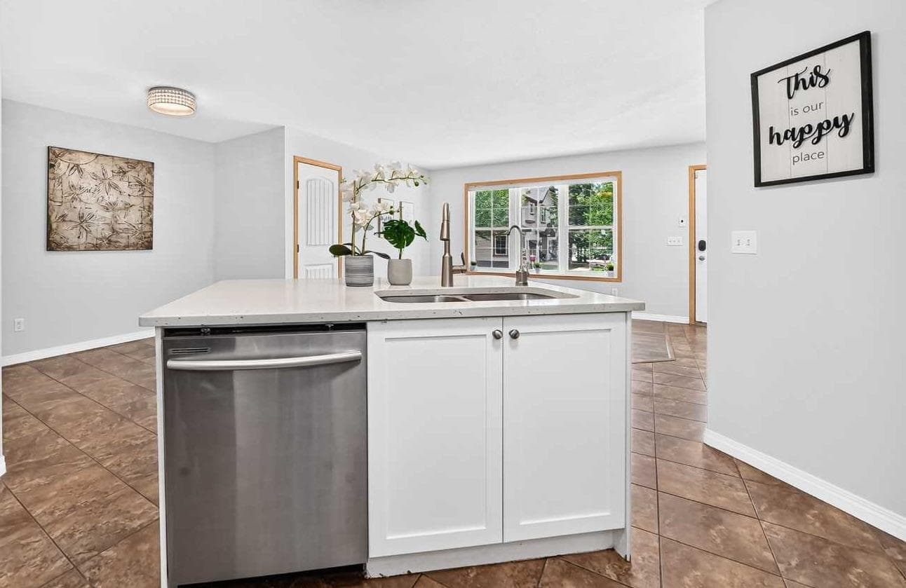 103, 160 Panatella Landing NW