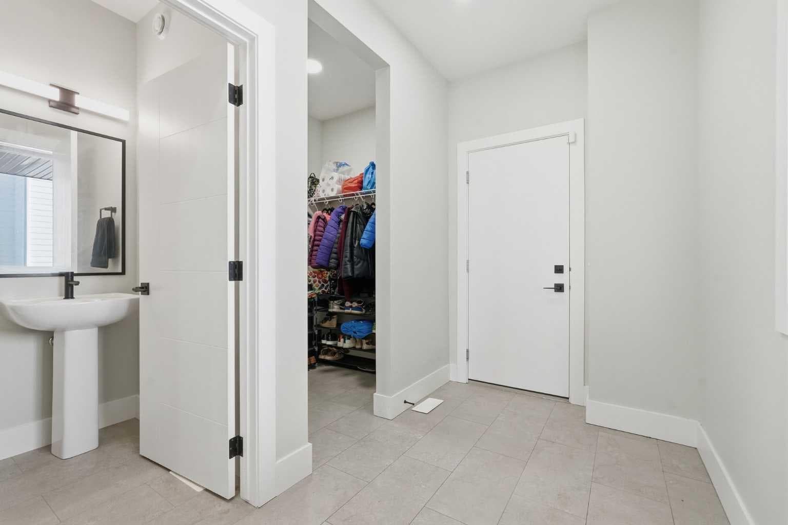 74 Alpine Gardens SW
