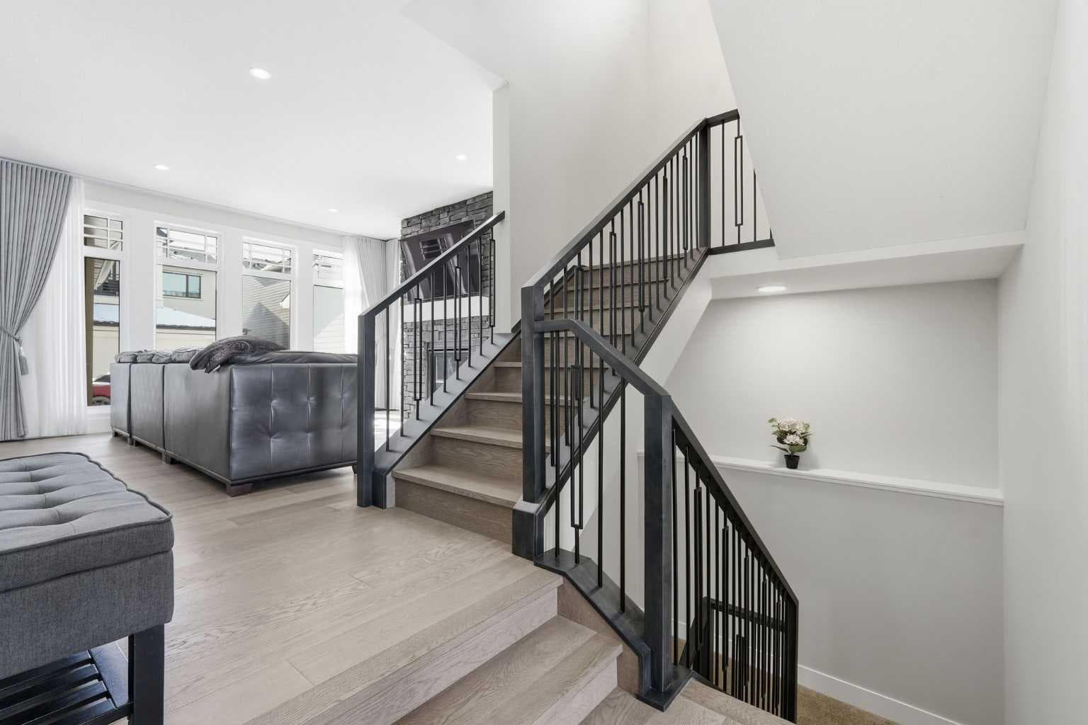 74 Alpine Gardens SW