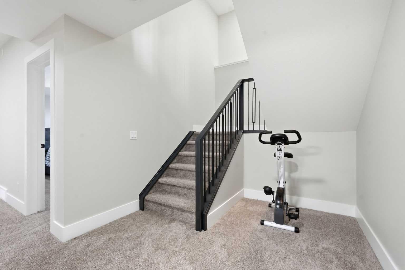 74 Alpine Gardens SW