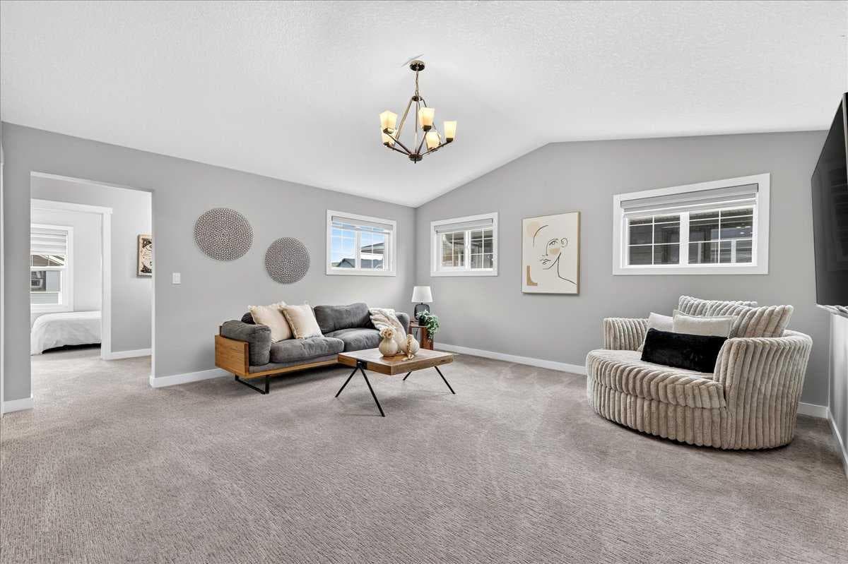 137 Cranbrook Cove SE