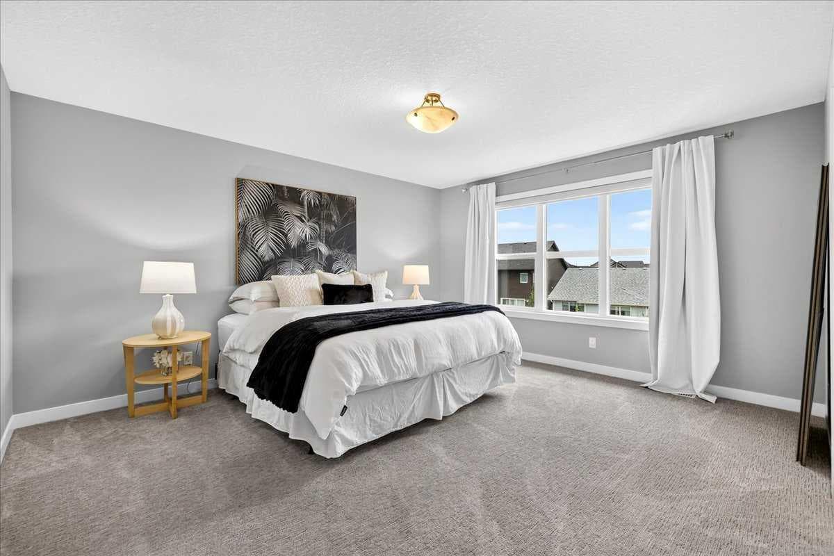 137 Cranbrook Cove SE
