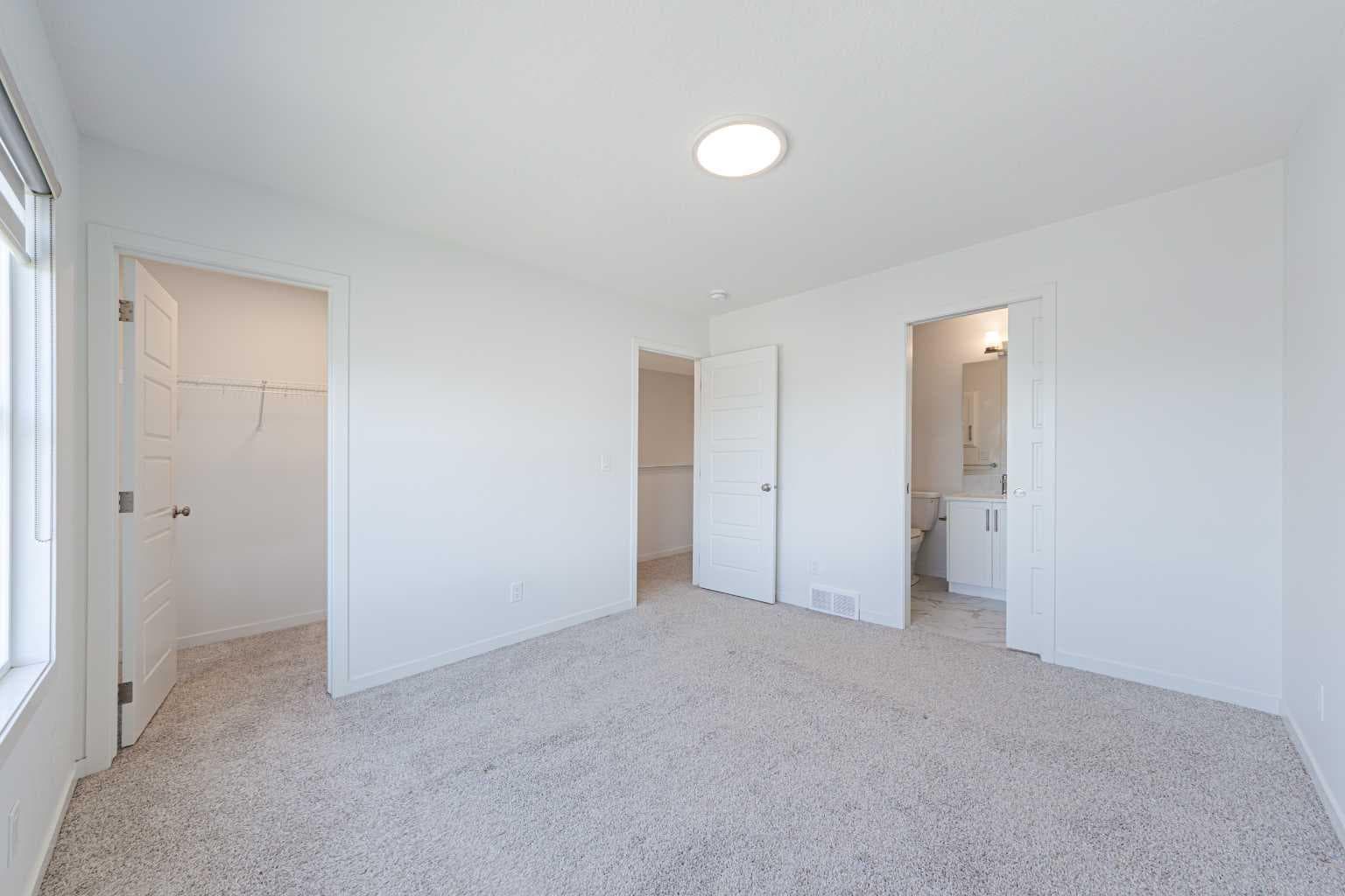 186 Aquila Drive NW