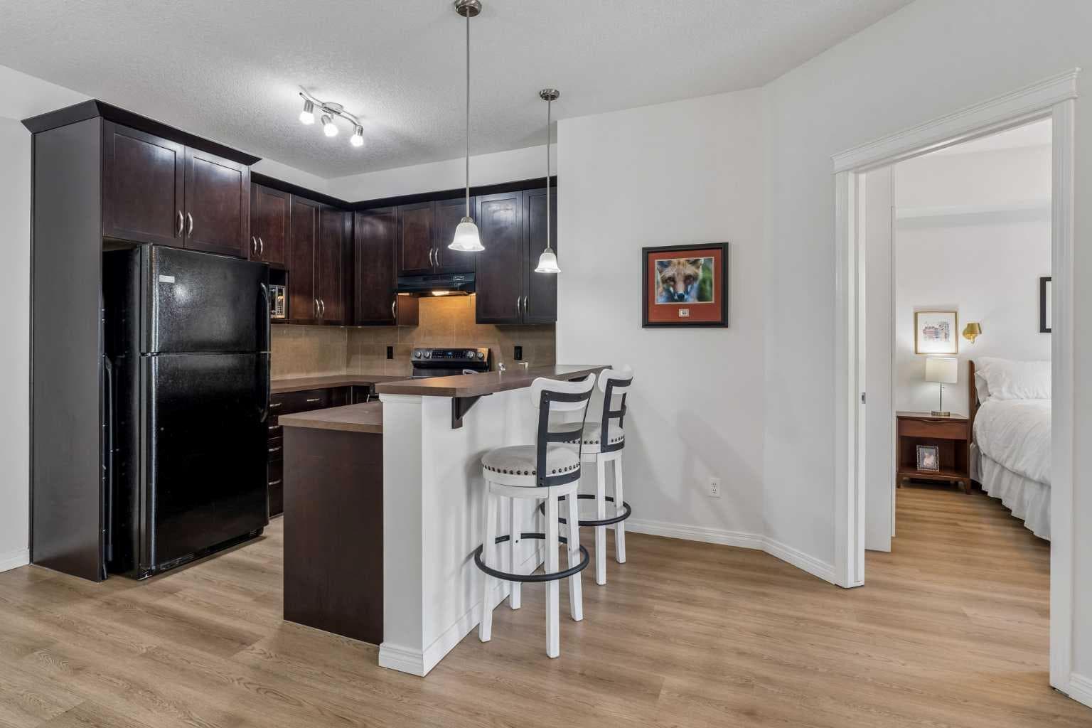 3407, 10 Country Village Park NE