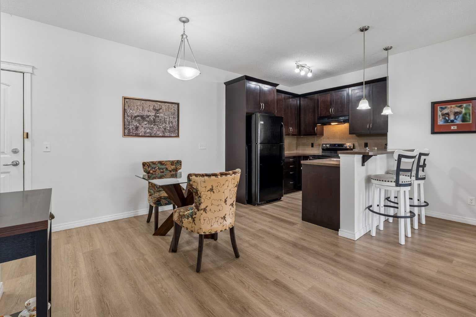 3407, 10 Country Village Park NE
