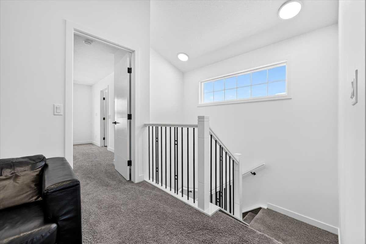 40 Amblefield View NW