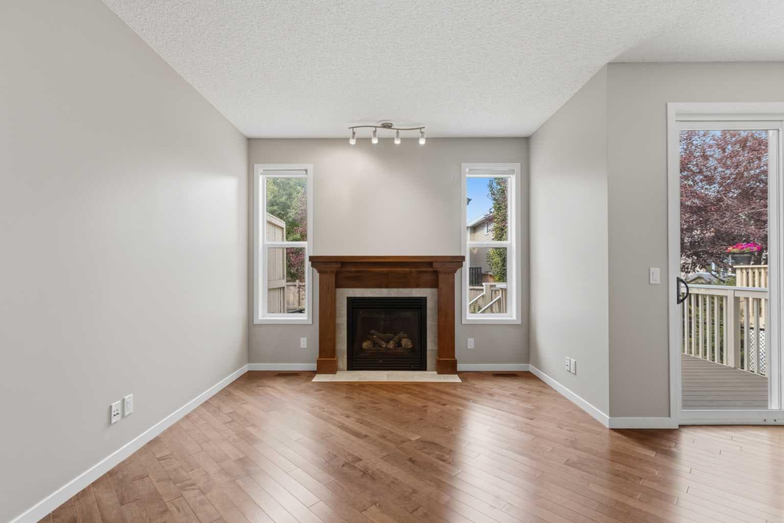 40 Panatella Mews NW