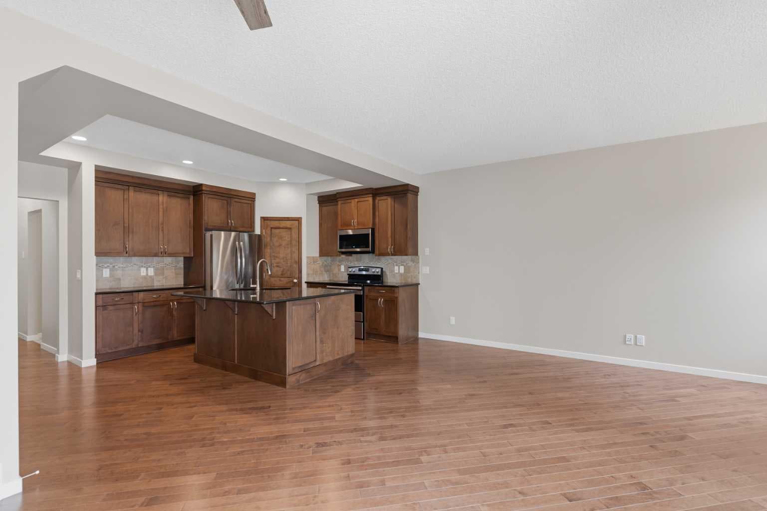 40 Panatella Mews NW