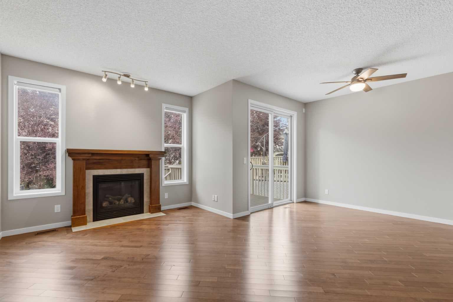 40 Panatella Mews NW