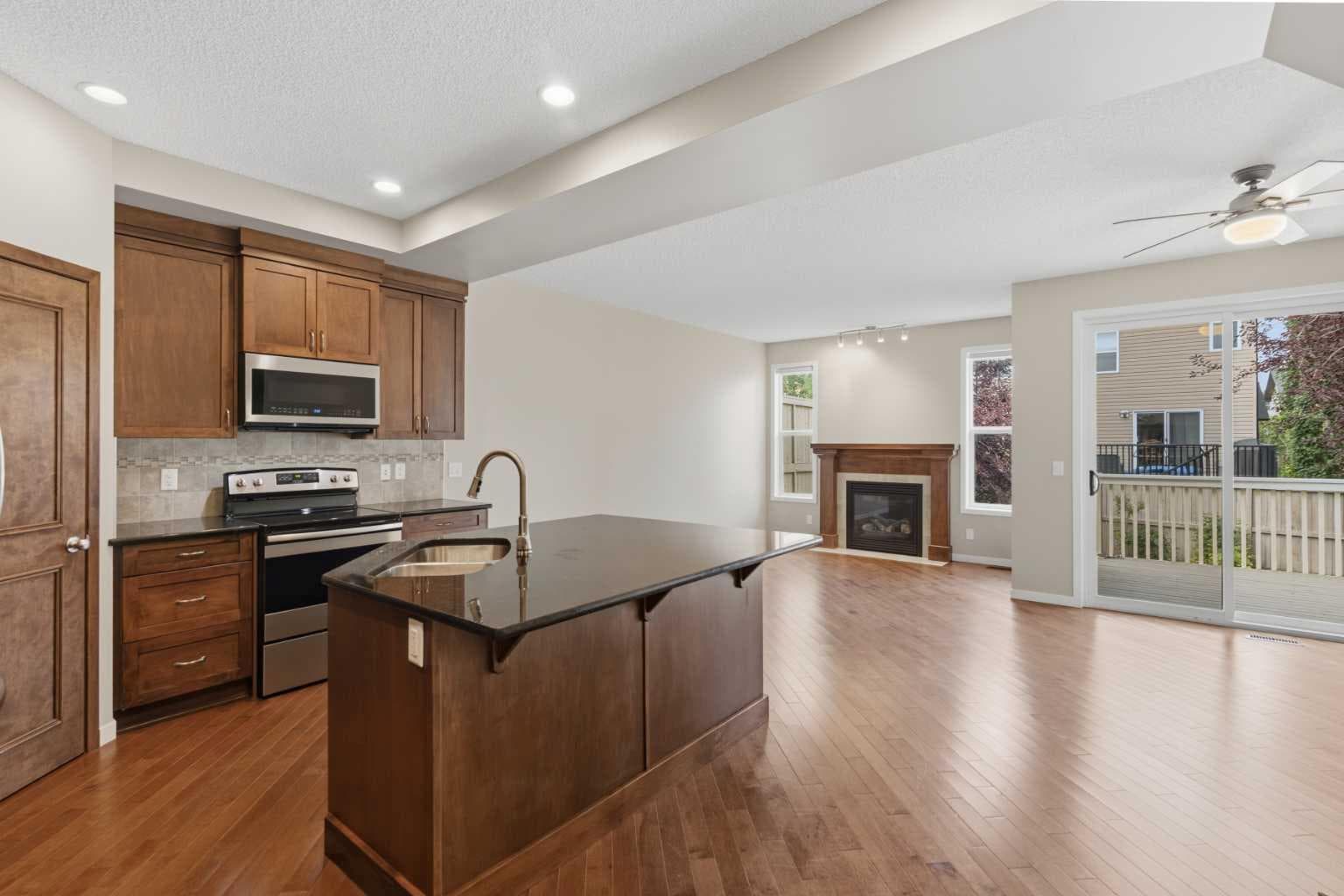 40 Panatella Mews NW