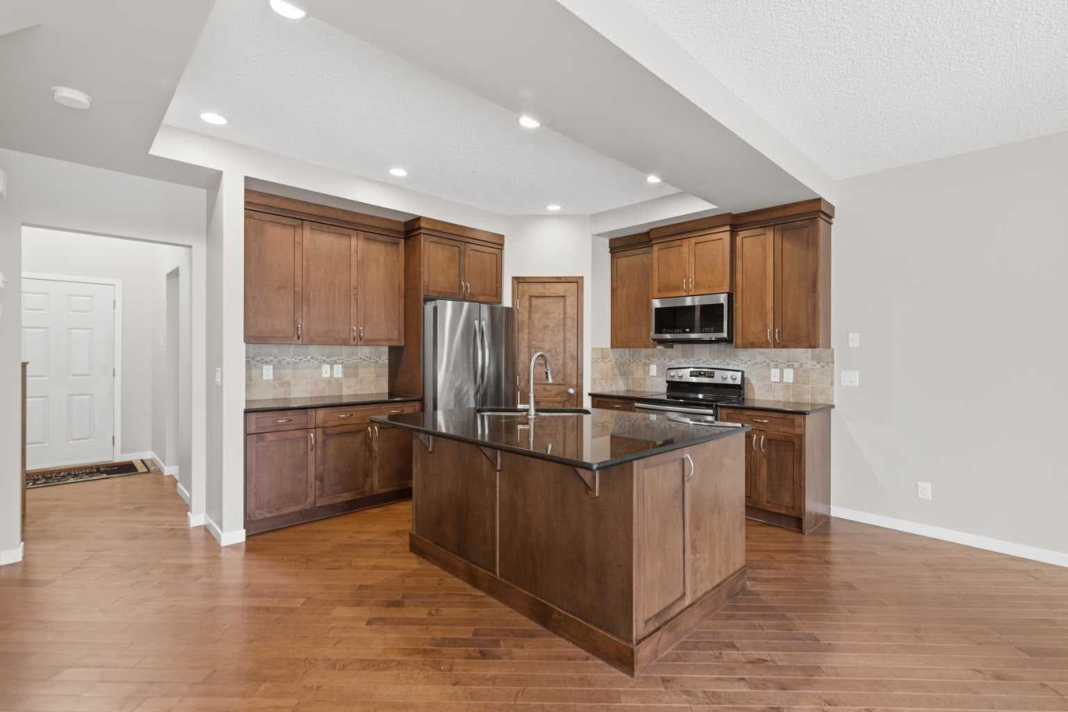 40 Panatella Mews NW