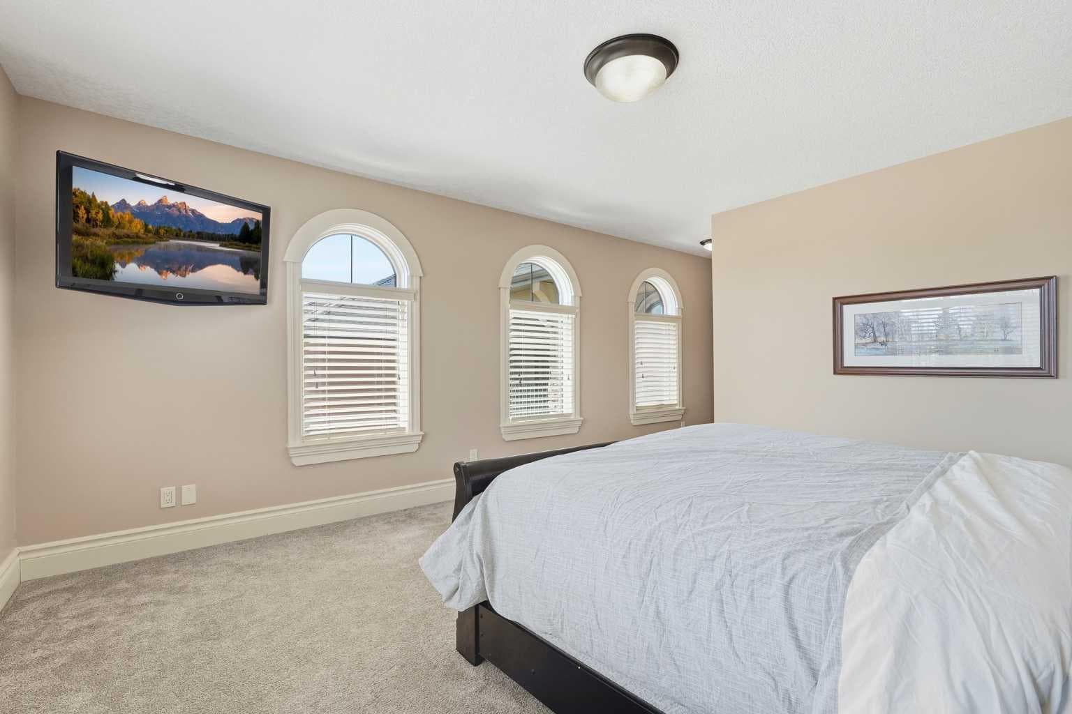109 Aspen Ridge Place SW