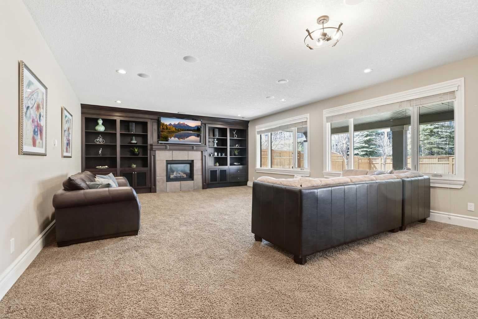 109 Aspen Ridge Place SW