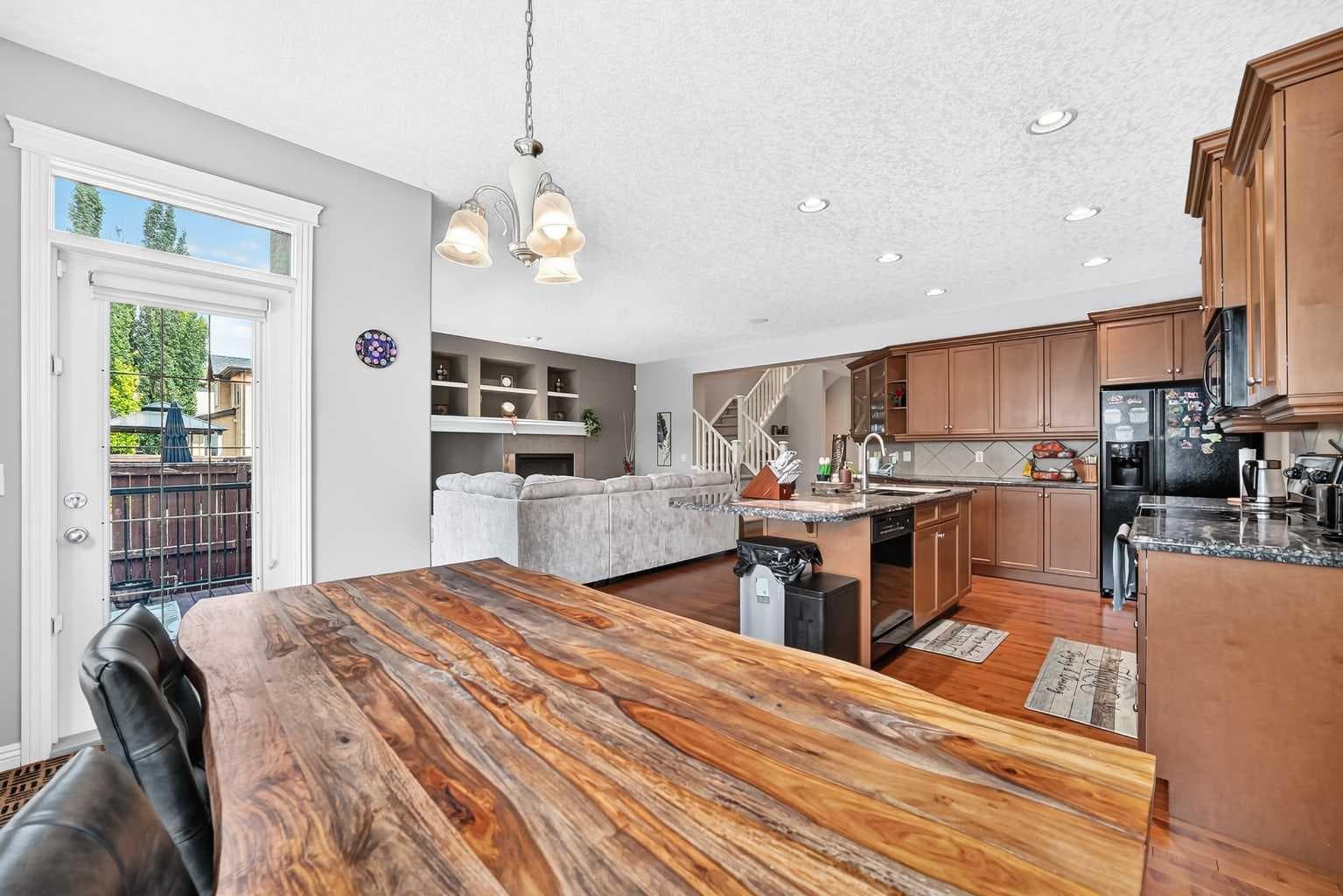 153 Cranleigh Bay SE